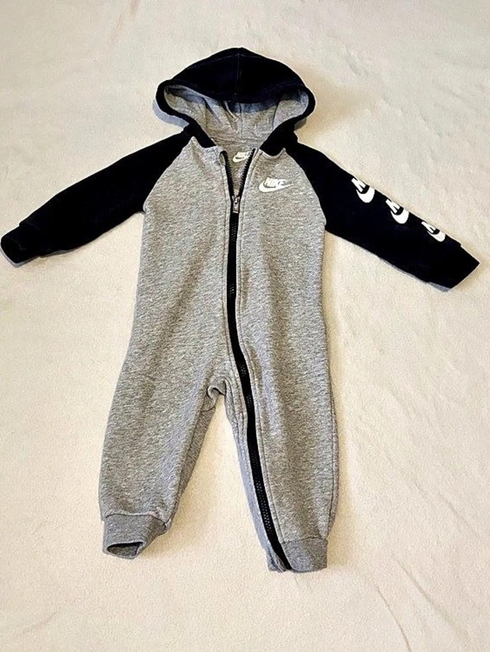 Nike Baby Essentials Hooded Coverall 18M Gray & Black